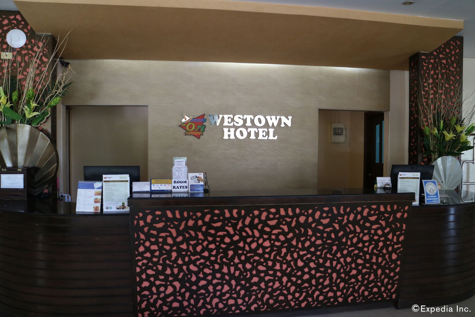 伊洛伊洛mo2维斯顿酒店 外观 照片